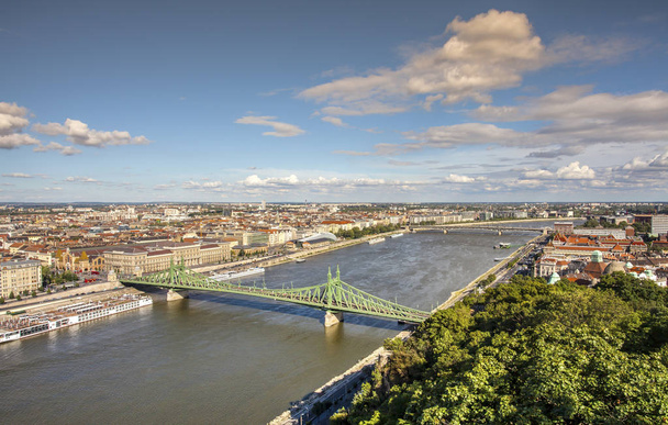 Budapest Cityscape Capitale dell'Ungheria Europa
  - Foto, immagini