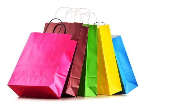 Σύνθεση με πολύχρωμες χάρτινες σακούλες αγορών - Φωτογραφία, εικόνα