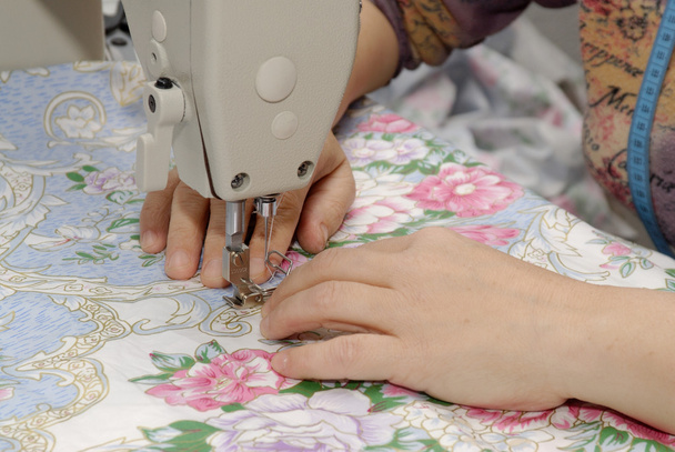 The sewing machine - Фото, зображення