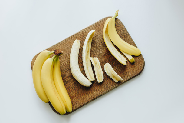 Bananas amarelas frescas
  - Foto, Imagem