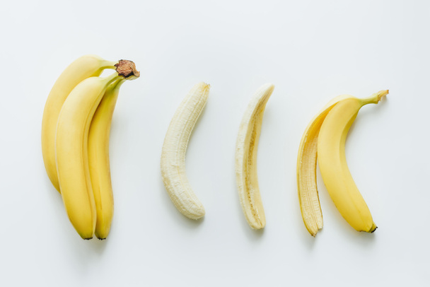 fresh yellow bananas  - Fotografie, Obrázek