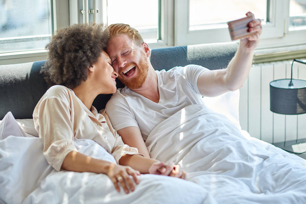 young couple making selfie - Photo, image