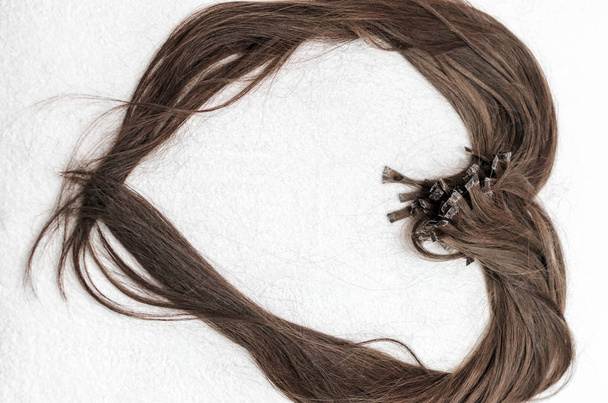 Волосы в форме сердца
 - Фото, изображение