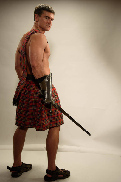Der gutaussehende Highlander erwartet - Foto, Bild