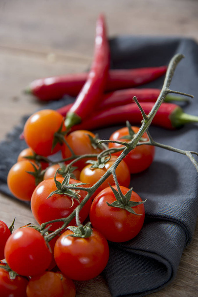 Red peppers and tomatoes. - Valokuva, kuva