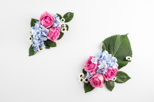 Rosas y flores de hortensias
 - Foto, imagen
