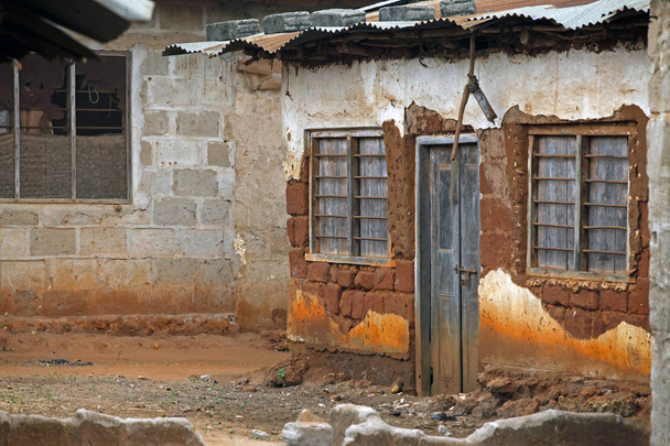 Традиційні житло в селі Jimbiani - Фото, зображення