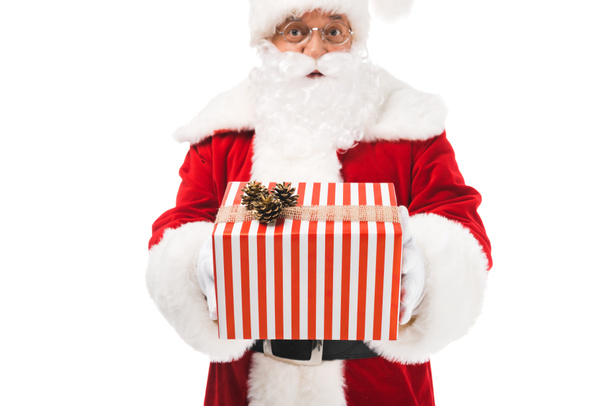 santa claus with gift box - Foto, afbeelding