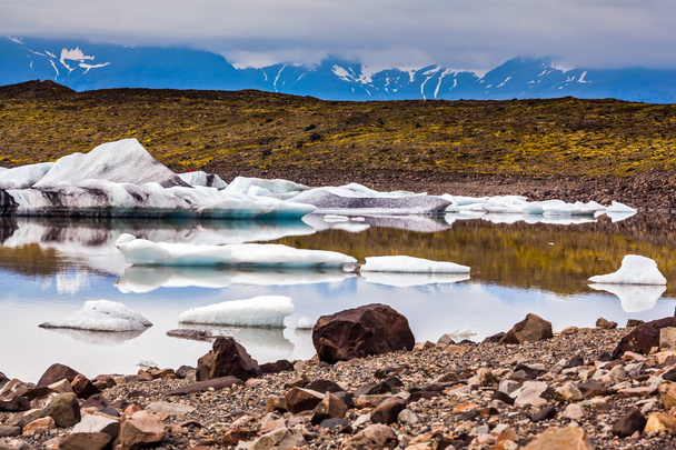 The snow of glacier Vatnajokull - 写真・画像