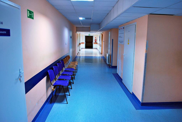 long couloir à l'hôpital
 - Photo, image