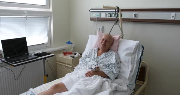 žena pacient s rakovinou v nemocnici - Záběry, video