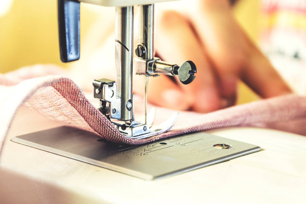 Sewing process on the sewing machine - Φωτογραφία, εικόνα