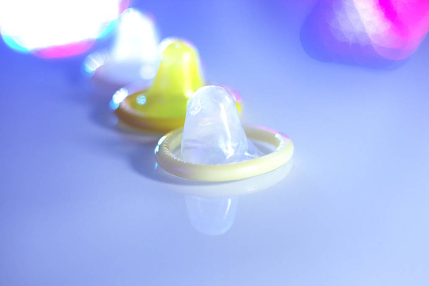 Gumi óvszer a fogamzásgátló - Fotó, kép