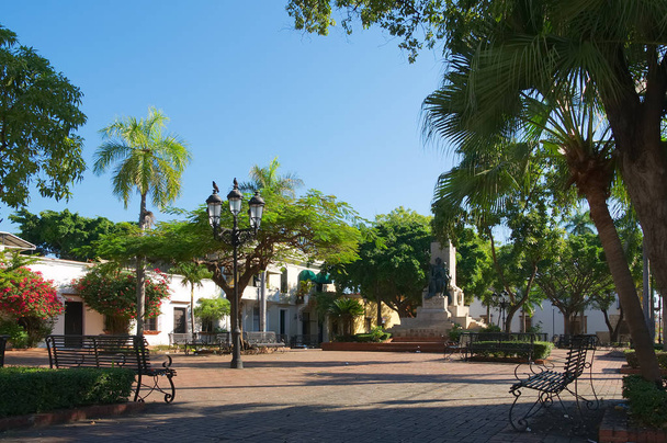 Dominican Republic - Santo Domingo - Parque Duarte - Fotó, kép