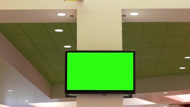Movimento de tv tela verde para o seu anúncio na parede na área da praça de alimentação
  - Filmagem, Vídeo
