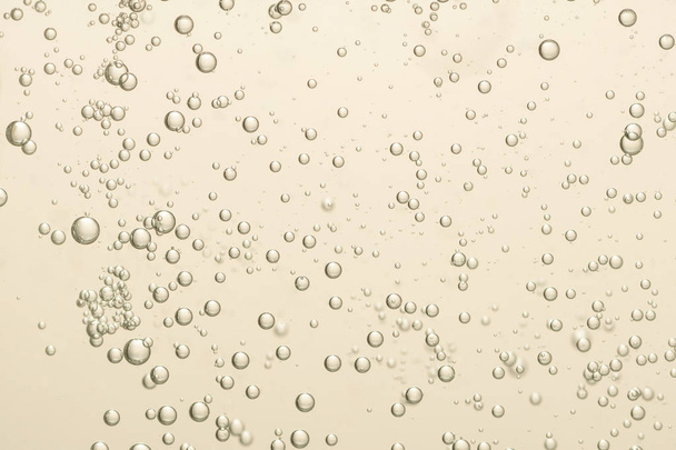 Бульбашки над розмитим тлом
 - Фото, зображення