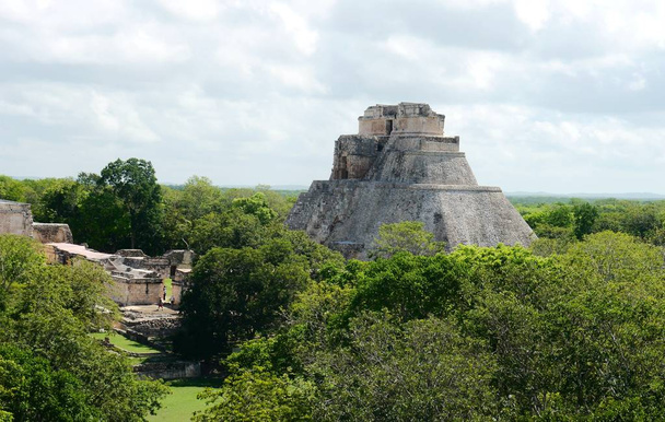 Uxmal mayan ruins Pyramide culture mexico Yucatan  - Photo, Image