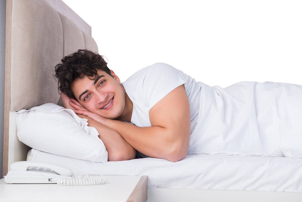 Homem na cama sofrendo de insônia - Foto, Imagem