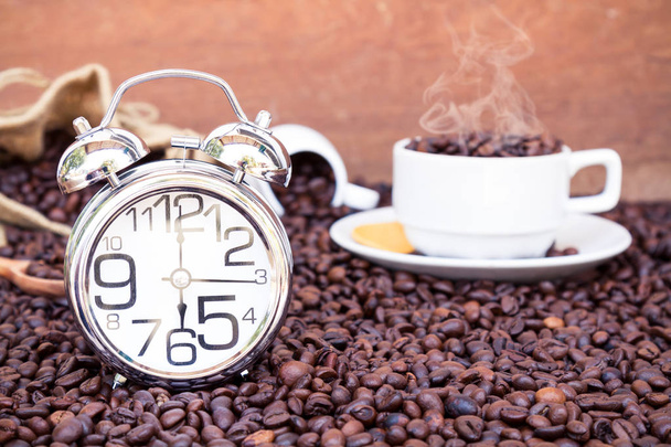 コーヒーの朝時間 - 写真・画像