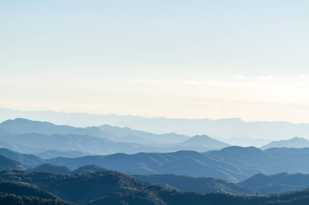 Paysage de montagne et horizon
 - Photo, image