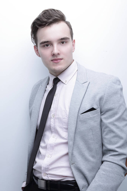 closeup of a young man in a business suit. - Fotografie, Obrázek