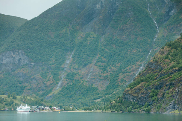 Cruise ship on fjord Sognefjord in Flam Norway - Foto, immagini