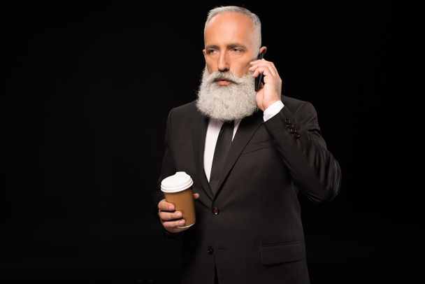 businessman talking on phone - Фото, зображення