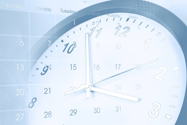 Relógio e calendário
 - Foto, Imagem
