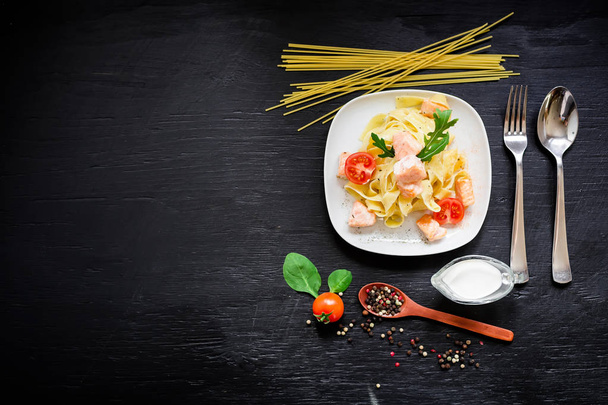 tasty pasta with salmon  - Valokuva, kuva