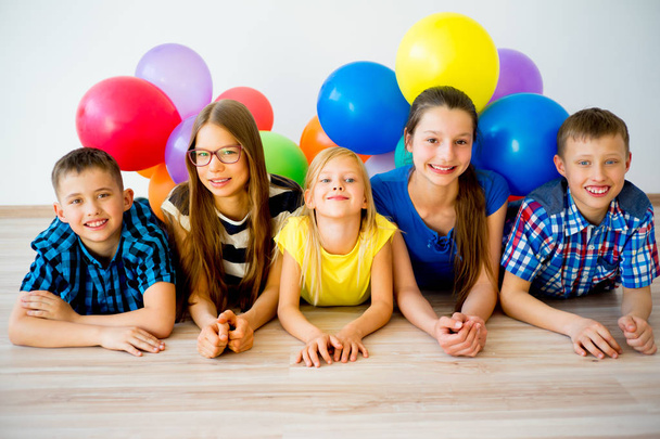Happy children with balloons - Fotoğraf, Görsel