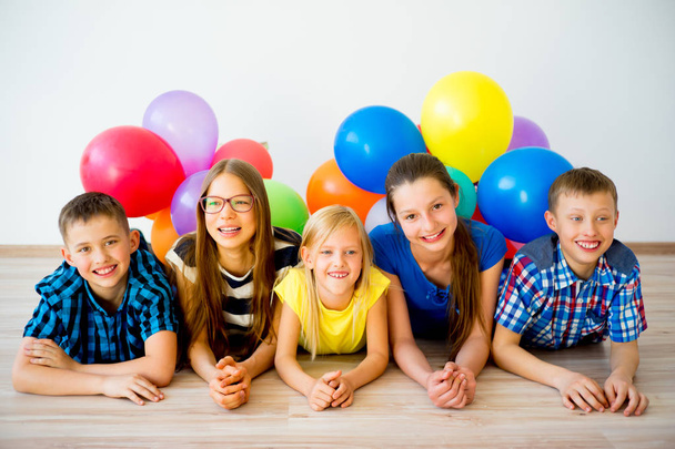 Happy children with balloons - Foto, Imagen