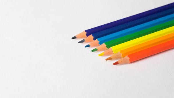 Color pencils isolated on a white background - Fotoğraf, Görsel