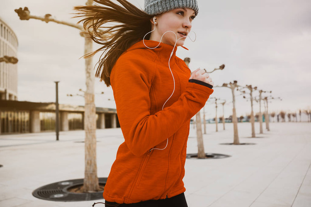 Retrato de una joven corredora
 - Foto, imagen