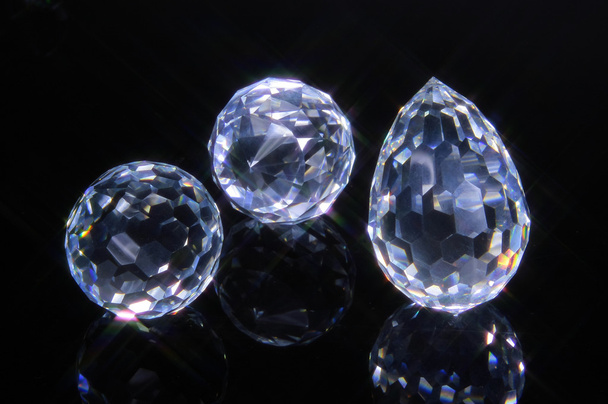 Cristales de corte mágico
 - Foto, imagen