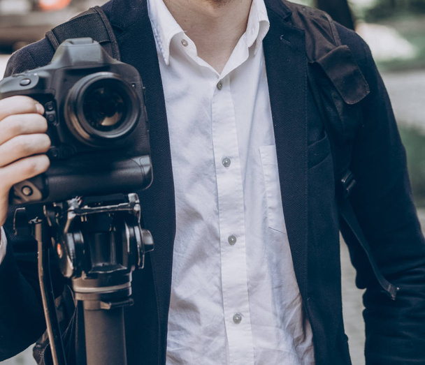 videohgrapher holding video camera - Photo, Image