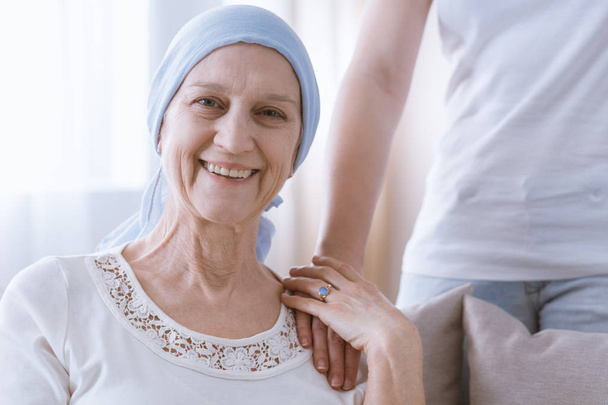Mentally strong smiling cancer woman - Fotoğraf, Görsel