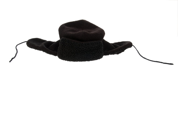 Černá čepice s klapky na uši - Fotografie, Obrázek