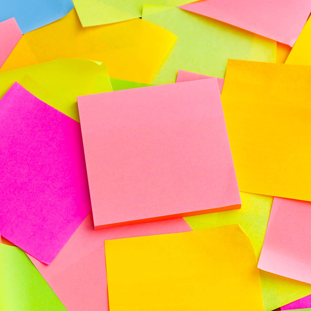 Background of colored Sticky Notes - 写真・画像
