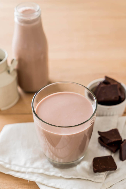 glass of chocolate milk  - Zdjęcie, obraz