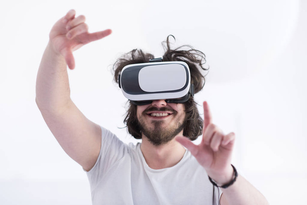 Man using headset of virtual reality - Foto, Bild