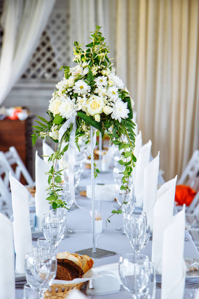 Decor wedding ceremony and banquet - Фото, зображення