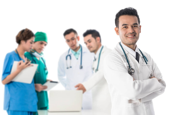 Grupo de pessoas médicas Doutor, Enfermeira e Cirurgião
 - Foto, Imagem
