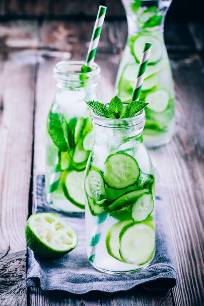 Detox water with cucumber, lime and mint - Photo, Image