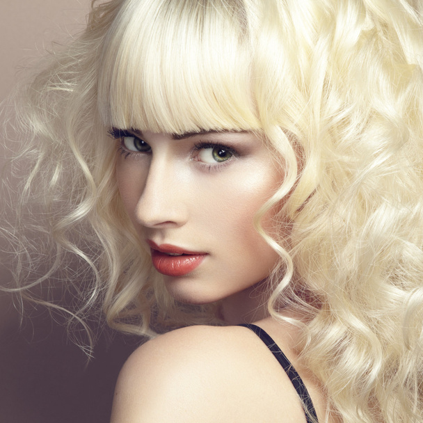 Portrait of beautiful young blonde girl - Valokuva, kuva