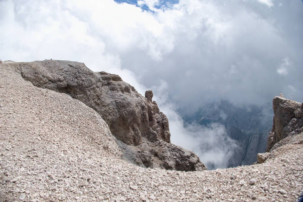 alpinismo nel ghiacciaio della marmolada nelle dolomiti
 - Foto, immagini