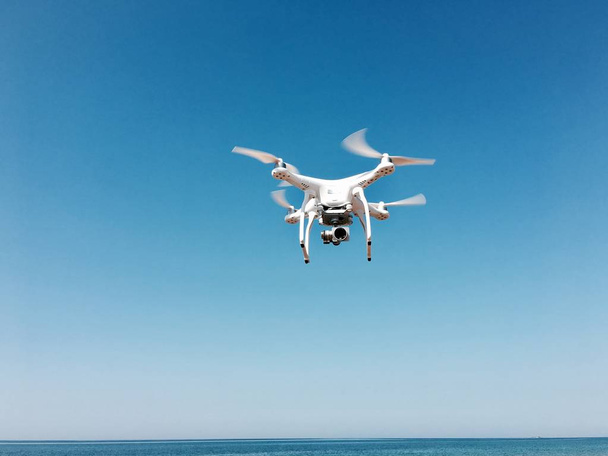Drone flying on beach - Φωτογραφία, εικόνα
