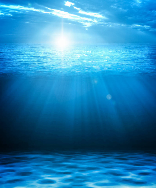 Blu acque profonde e mare astratto sfondo naturale
. - Foto, immagini