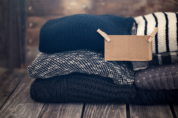 hromadu pletené svetry - Fotografie, Obrázek