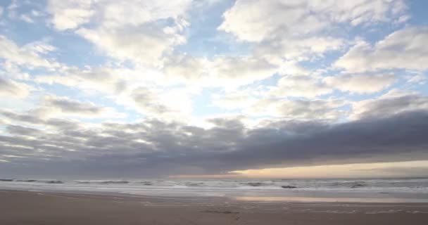 Časová prodleva oblohy nad oceánem - Záběry, video