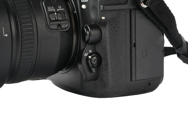 interruptor af / mf e botão de liberação da lente em uma câmera dslr
 - Foto, Imagem